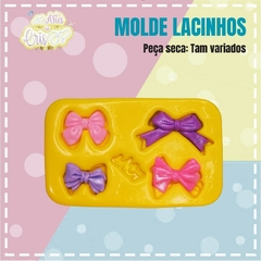 MOLDE LACINHOS