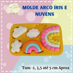 MOLDE ARCO-ÍRIS E NUVENS