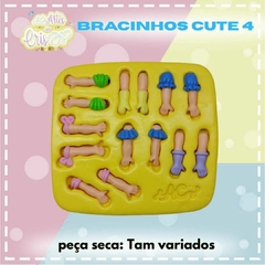 MOLDE BRAÇOS CUTE 4