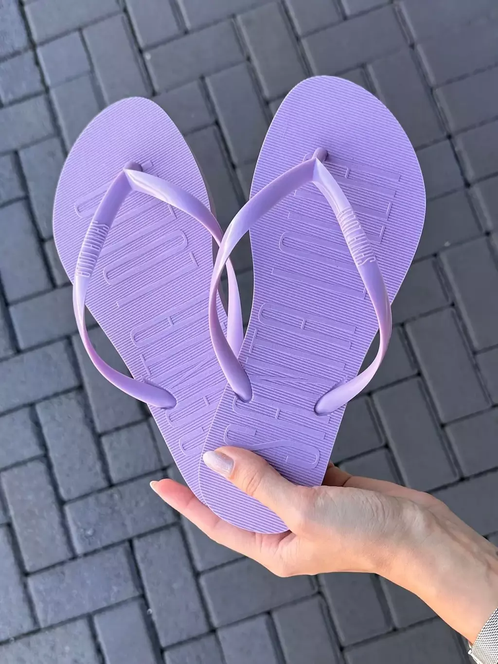 Chinelo Lilás Clássico Santa Lolla