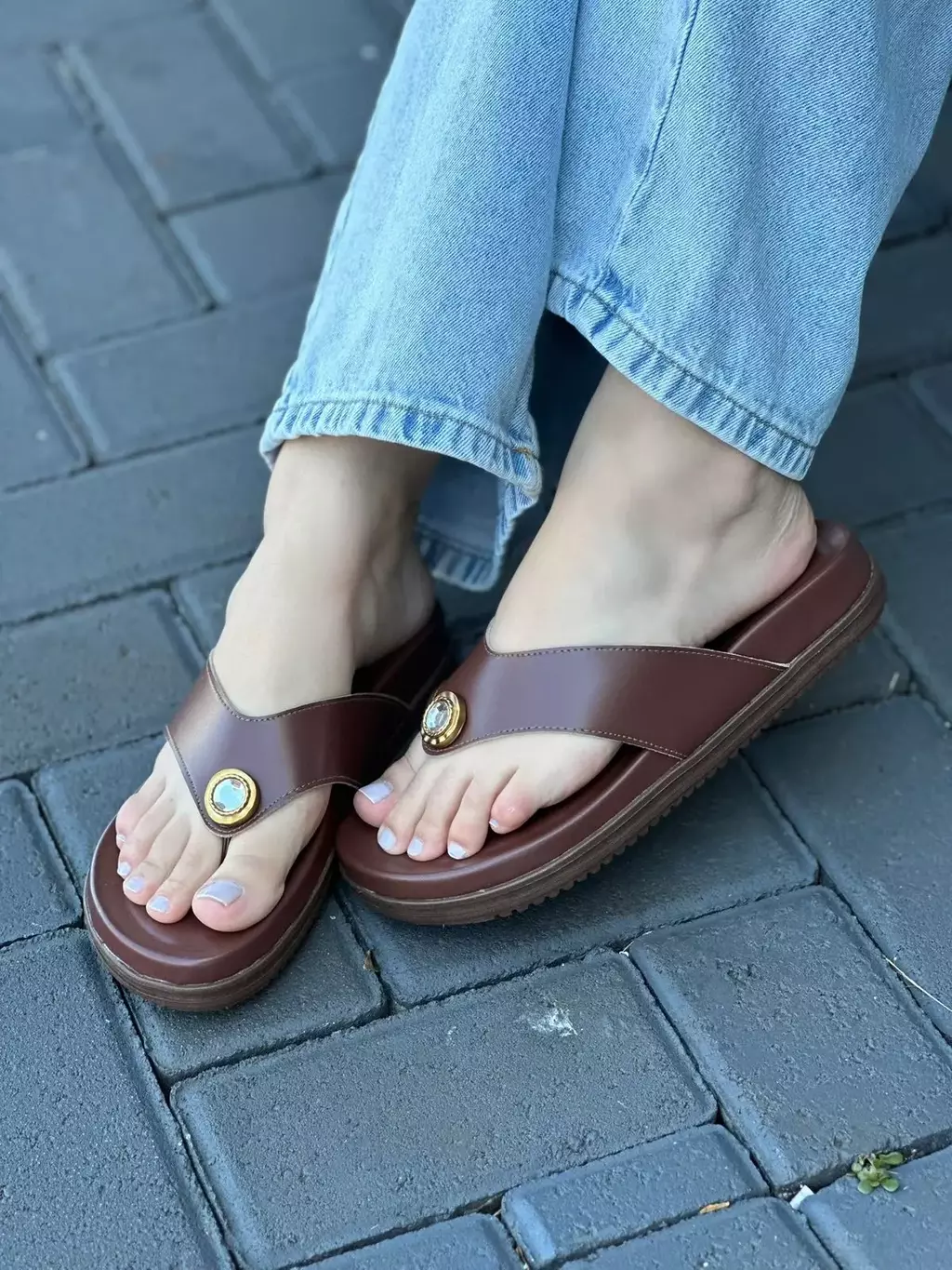 Papete Marrom Pedraria Fabiane