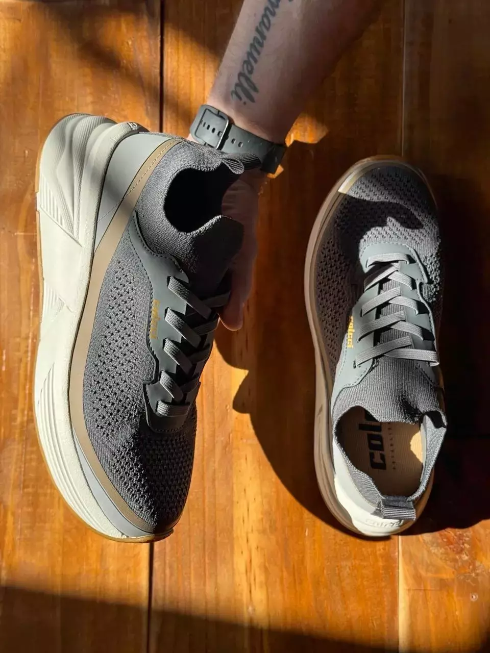 Tênis Mauna Cinza Stelle Colcci