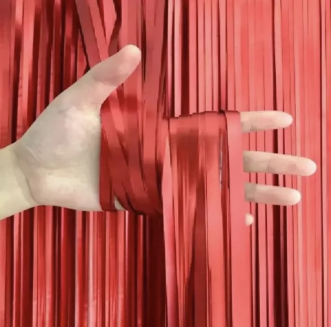 Cortina Metalizada Rojo Satinado