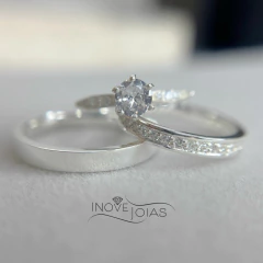 Alianças 3 mm com uma toda cravejada - comprar online