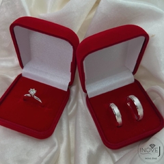 Alianças 4 mm diamantadas com chanfrado liso