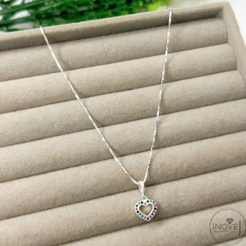 Colar coração vazado cravejado colorido