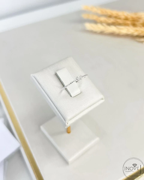 Anel mini coração cravejado