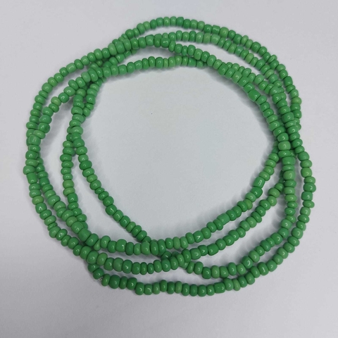 Guia em missangas/miçangas Verde Claro leitoso
