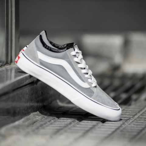 Vans gris