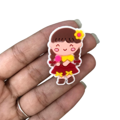 APLIQUE MENINA DE TRANCINHA EMBORRACHADO - 1 UNIDADE - comprar online