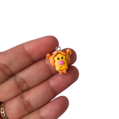 PINGENTE TURMA DO POOH - 1 UNIDADE na internet
