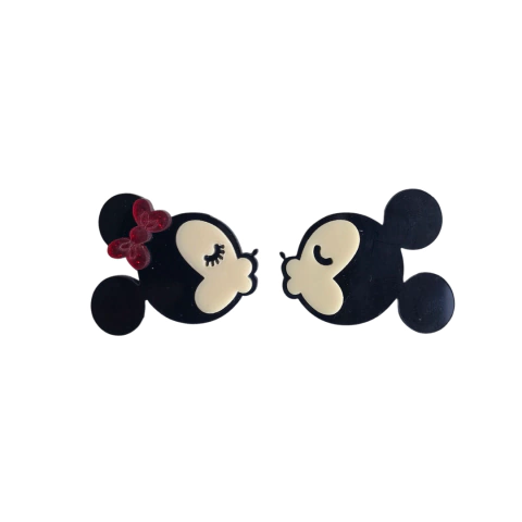 Aplique Casal Mickey Beijinho Acrílico Laço Vermelho - 1 Casal