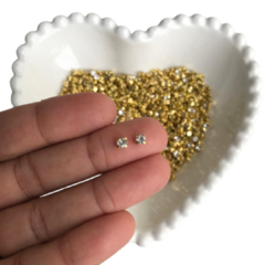 STRASS PARA COSTURA BRANCO CAIXINHA DOURADA (3,5MM) - 50 UNIDADES - comprar online