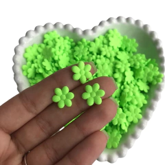 APLIQUE MINI FLORZINHA DE TECIDO PRENSADA VERDE LIMÃO - comprar online