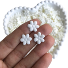 APLIQUE MINI FLORZINHA DE TECIDO PRENSADA OFF - comprar online