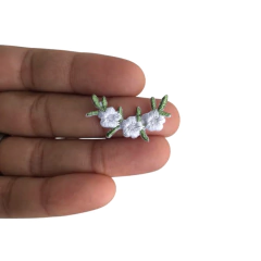 FLOR BORDADA TERMOCOLANTE BRANCA - 1 UNIDADE - comprar online