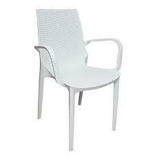 SILLA CON APOYA BRAZOS RATTAN
