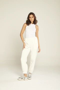 Regata - Branca na internet