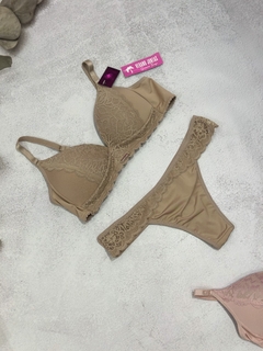 CONJUNTO TRIANGULO SOFT C/PUNTILLA en internet