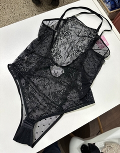 BODY DE TUL CALADO
