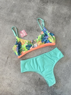 BIKINI CLARI en internet