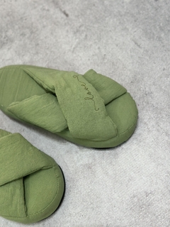 PANTUFLON LOVE GREEN en internet
