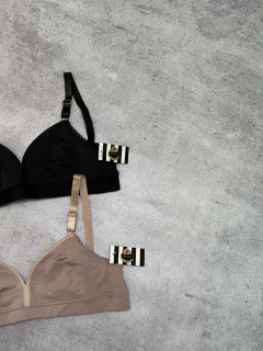 Corpiño estilo reductor de microfibra y puntilla Art. A610 en internet