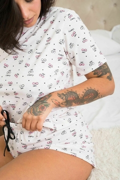 PIJAMA CHERRY en internet