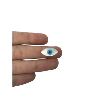 Olho Grego de madre pérola Navete 10x20 mm com furo - comprar online
