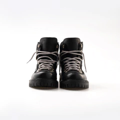 Borcegos [ Hikes ] Negro en internet