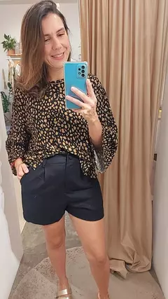 SHORTS DE LINHO CARLY na internet