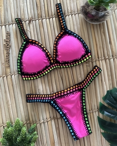 Biquíni de crochê dupla face (pink/amarelo) na internet