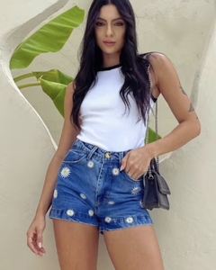 Short Jeans Bordado na internet