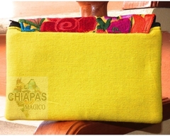 Carterón "Flores" Amarillo con Bordado Multicolor en internet