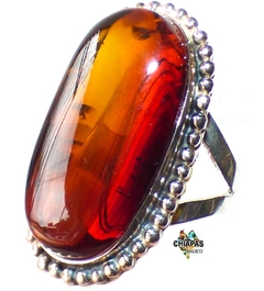 Anillo De Ámbar Rojo con Insectos & Plata Ley #9 (ARJ11)