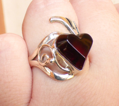 Anillo Ajustable Corazón De Ámbar Rojo & Plata Ley (HTH1) - (copia) en internet