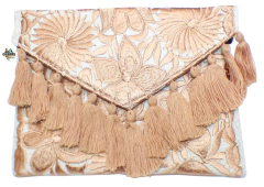 Carterones "Flores" con Pompones Blanco Lino & Ivory (Varios Modelos) - comprar en línea