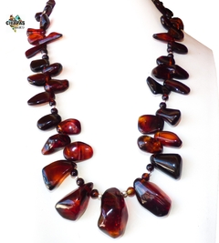 Exclusivo Collar con Dijes de Ámbar Rojo Auténtico & Plata Ley (54 CM)