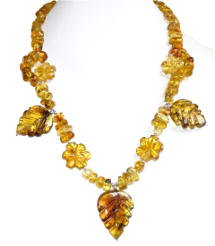 Collar de Plata con Flores & Hojas de Ámbar