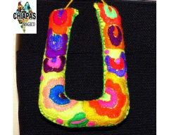 Letra Bordada a mano -U- (14 cm) (copia)