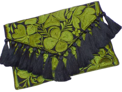 Carterón "Flores" Con Pompones De Seda (Negro/Verde) - comprar en línea