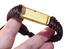 Pulsera con Placa de Ámbar & Hilo de Seda en internet