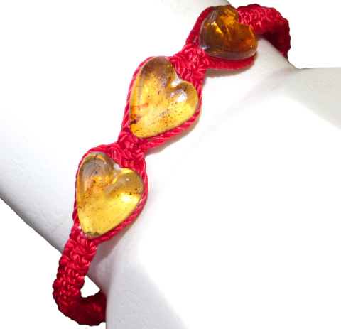 Pulseras Tejidas Con 3 Corazones De Ámbar