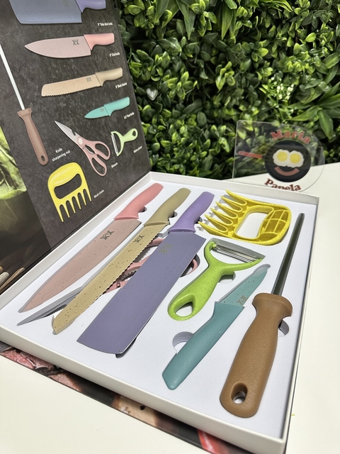 Jogo de Facas CHEF churrasqueiro em aço inoxidável e Antiaderente - 8 PEÇAS Colorido