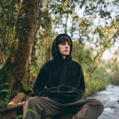 Imagen de Buzo Aborigen Oversize Corderito Unisex