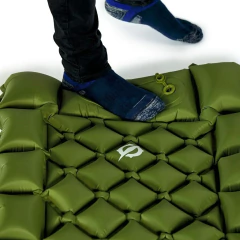 Colchoneta Inflable Altra Pro Aborigen Camping - tienda online