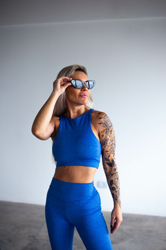 Top AROUND BLUE