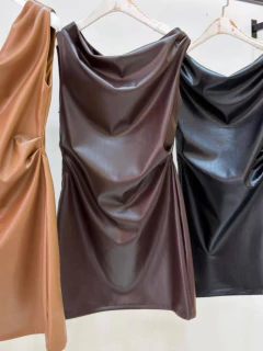 Vestido Couro Eco Drapeado na internet