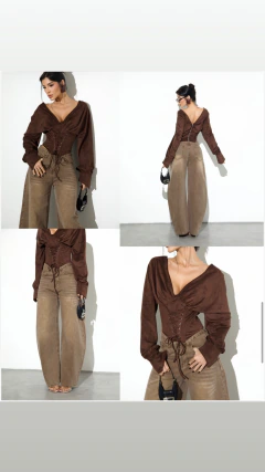 Blusa Bata Corset Suede na internet