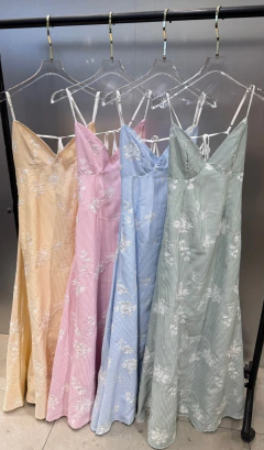 Vestido Longo Listras Flores na internet